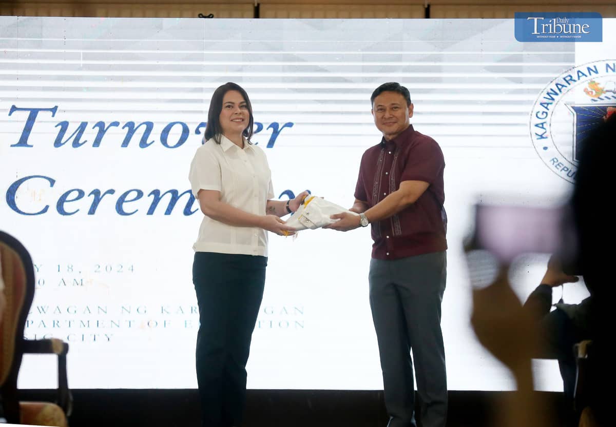 (July 18 2024)………Sen. Sonny Angara officially took over the Department of Education (DepEd) on Thursday, July 18, 2024, succeeding Vice President Sara Duterte, who resigned in June. During a turnover ceremony at the DepEd Complex in Pasig City, Vice Pres. Sara Duterte presented Senator Angara with the agency's flag, seal, and 2024 report.……….Photo/Analy Labor